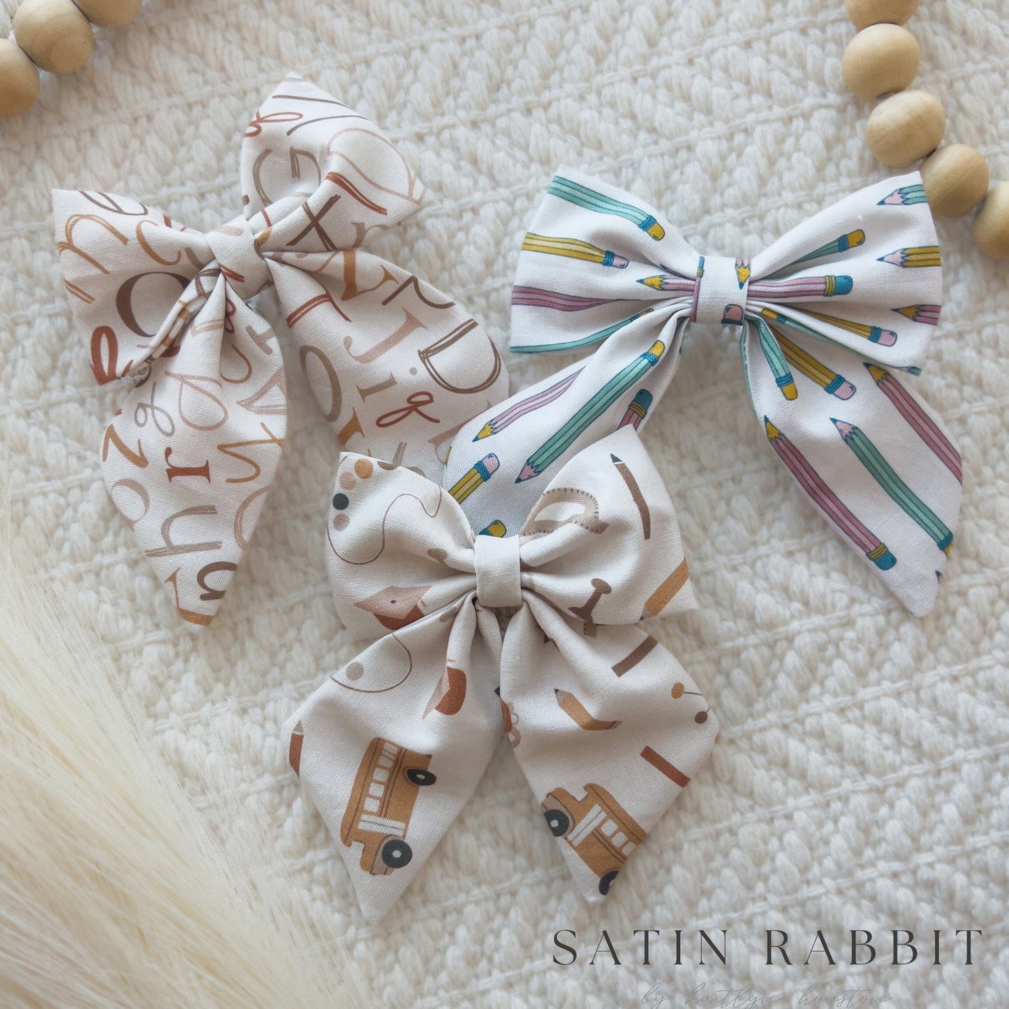school hair bow (single bow)