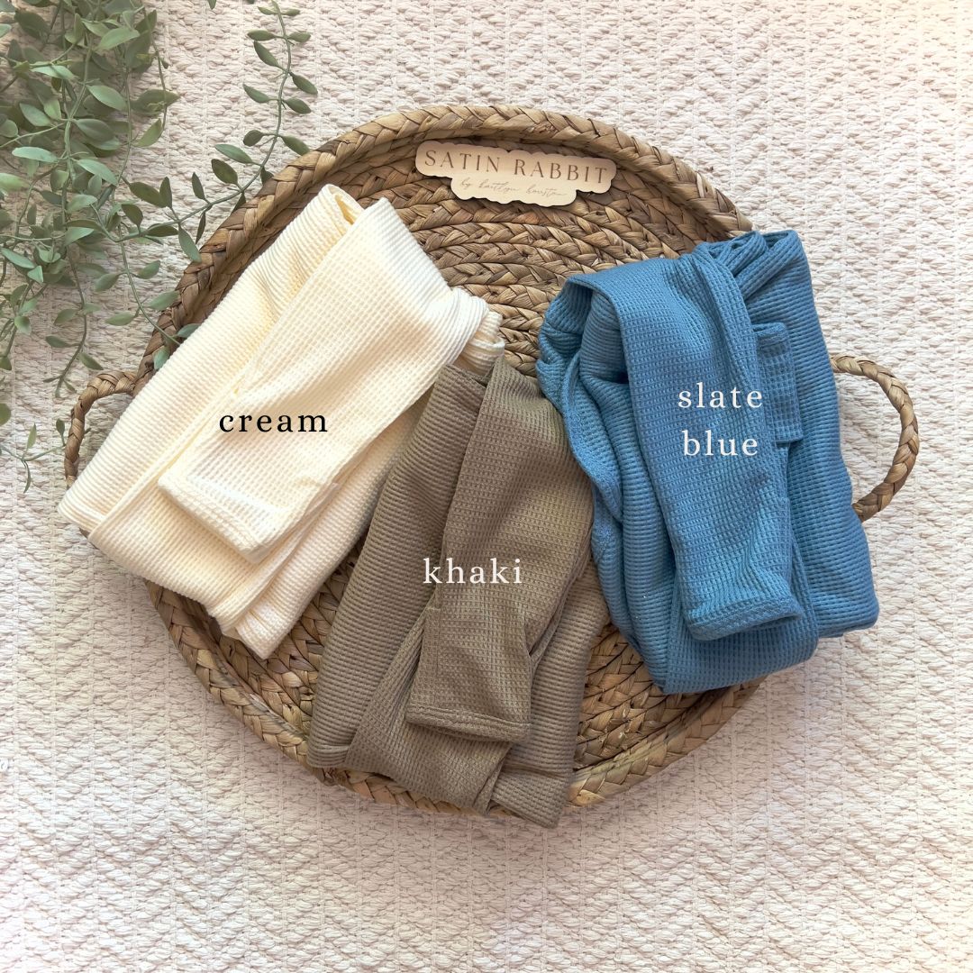 knotted infant gown (waffle knit)